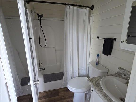 3rd image of 238 Ramsey Dr
