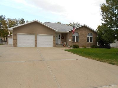 3204 Magnolia Ct, Grand Island, NE, 68803