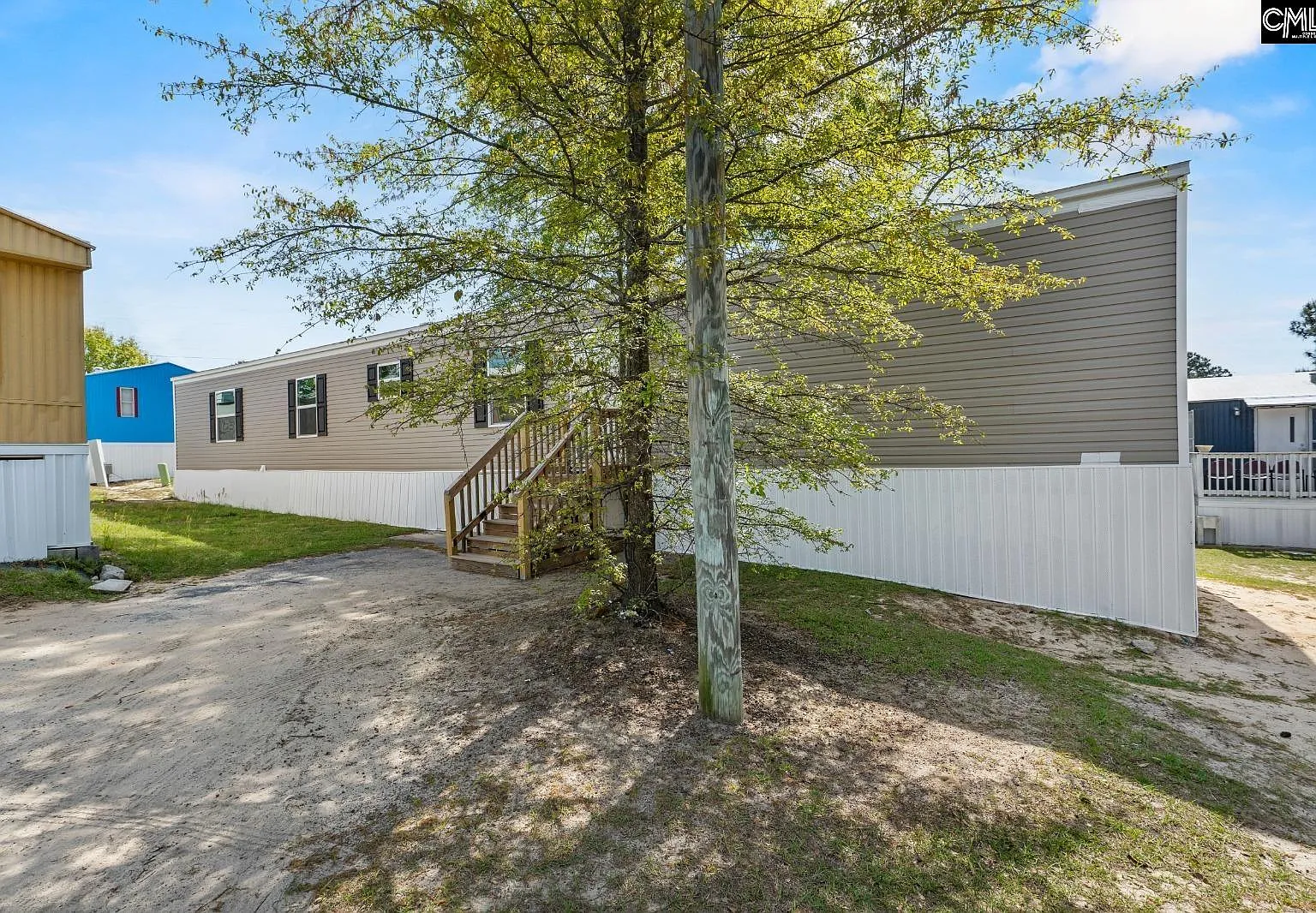 3 bed, 1216 sqft, $1,200 — Photo 2