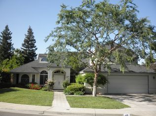 410 E Seagull Ct, Fresno, CA 93730