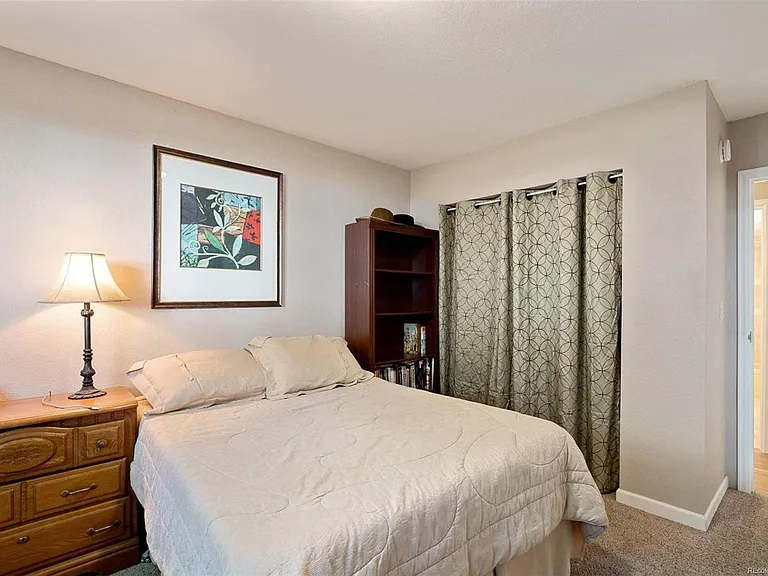 600 Manhattan Dr #C2 — Photo 10