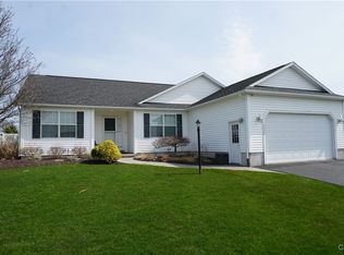4828 Lighthouse Village Cir, Liverpool, NY 13088