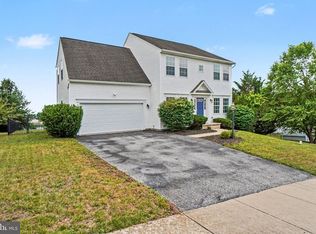 332 Woodbridge Dr, Etters, PA 17319