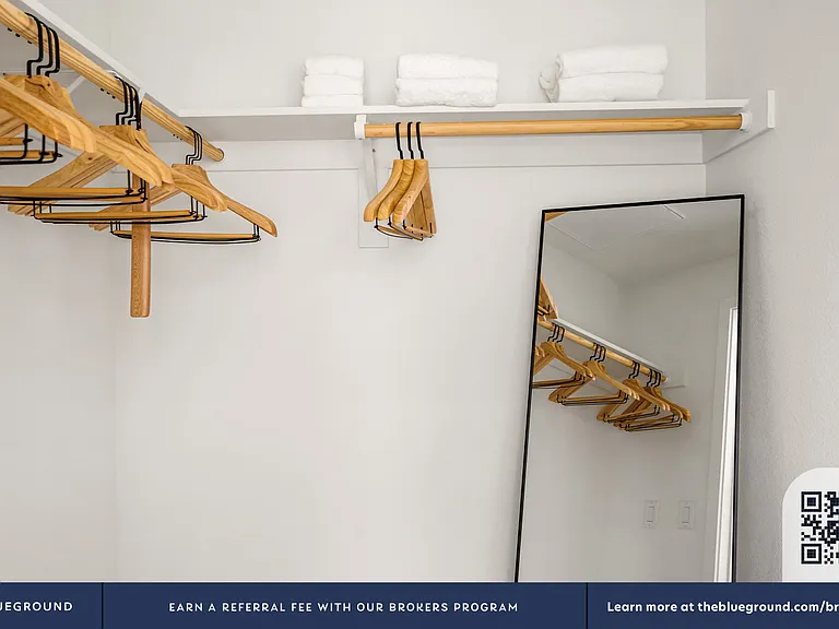 Walk-in Closet