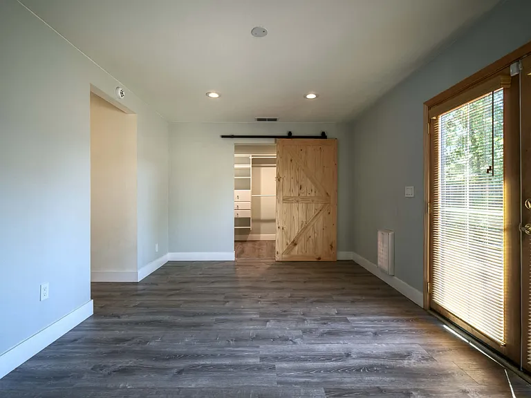 6008 2nd Ave — Photo 12