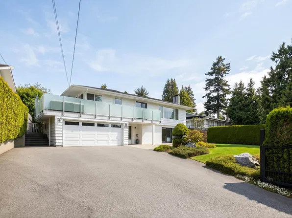 1017 Walalee Dr, Delta, BC V4M 2L9