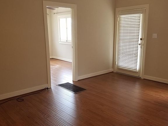 2nd image of 293 W Grandview Ave