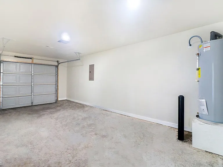 206 Perch Dr — Photo 24