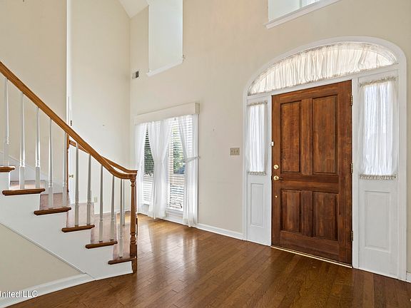 2nd image of 9580 Plantation Rd