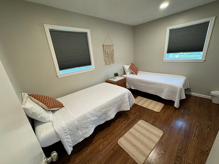 1 Squantum Ct — Photo 16