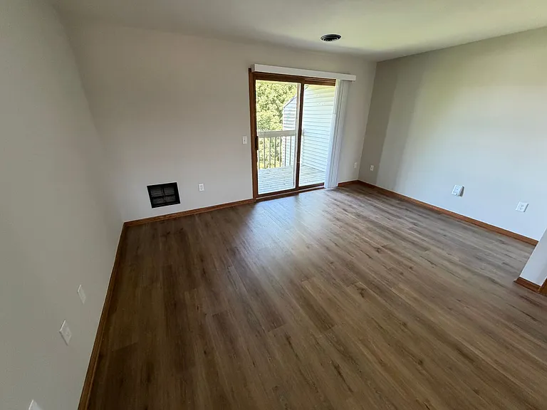 161-169 Talon Pl — Photo 3