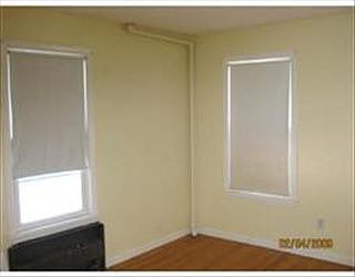 2nd image of 80 Bolton St