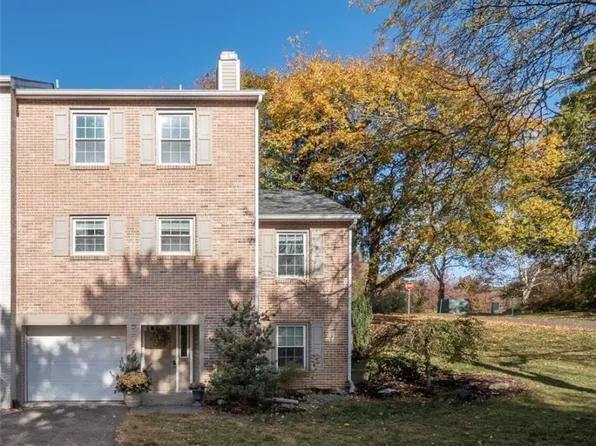 8309 Countryside Ln, Fogelsville, PA 18051