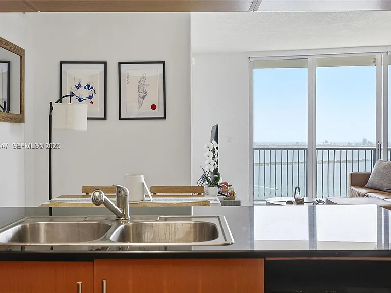 1750 N Bayshore Dr #4801 — Photo 14