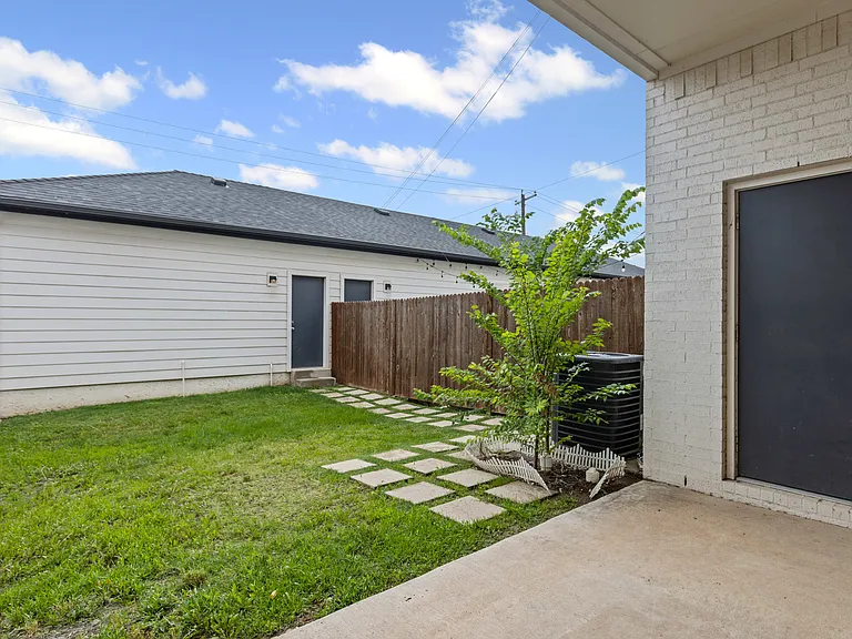 3138 Wayside Ave #1 — Photo 10
