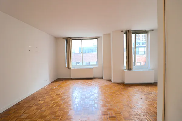 Rented by Compass | media 7