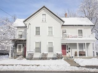 25 Maple St, Stoneham, MA 02180