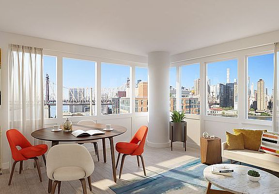 4th image of 460 Main St APT 5L
