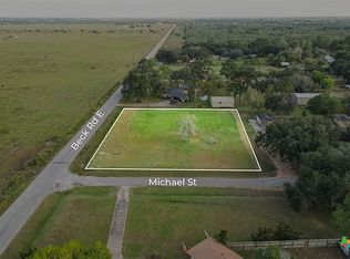 201 Michael St, Inez, TX 77968