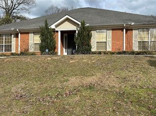 8992 Celeste Oaks Ct N, Saraland, AL 36571