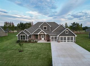 12516 Velvet Ash Ave, Oklahoma City, OK 73173