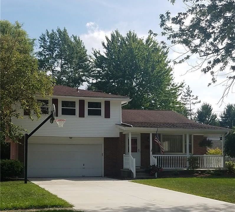 1st image of 296 Cottonwood Dr