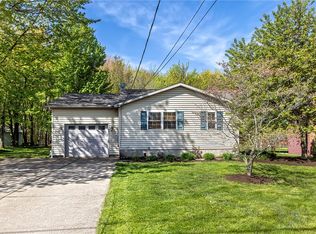 876 Walbridge Rd, Erie, PA 16511