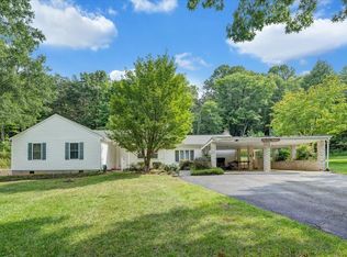 6938 Shaver Rd, Roanoke, VA 24018