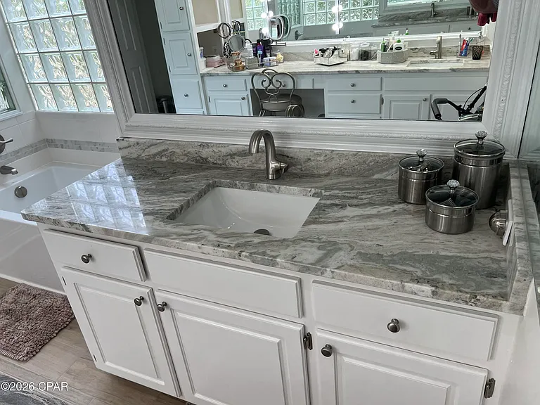 631 Amberjack Dr — Photo 28