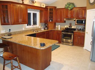 11195 E Lincolnshire Ln, Effingham, IL 62401