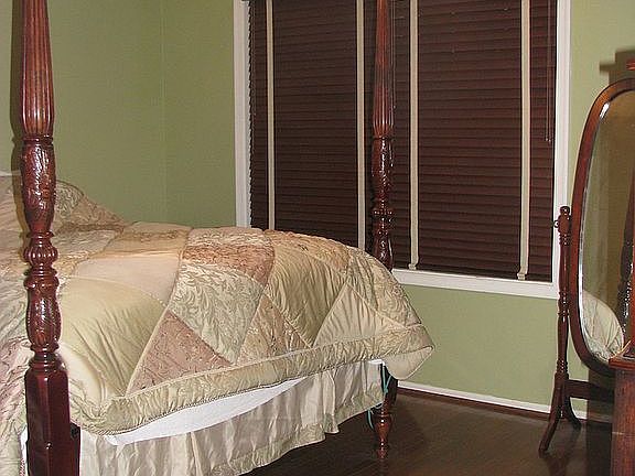 5th image of 18702 Martins Landing Dr
