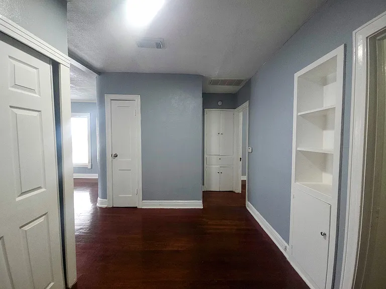 1904 W Main St #4 — Photo 10