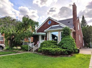 5825 Oakman Blvd, Dearborn, MI 48126
