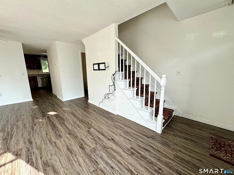 3 Saint Marc Cir #Q — Photo 4