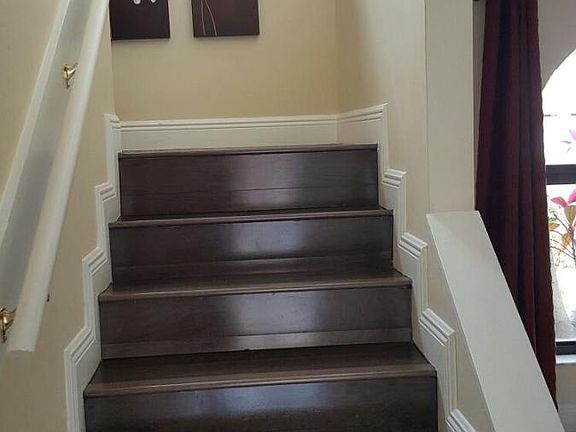 Stair way Hardwood Floors