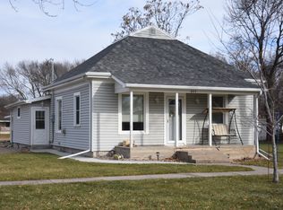 603 H St, Aurora, NE 68818