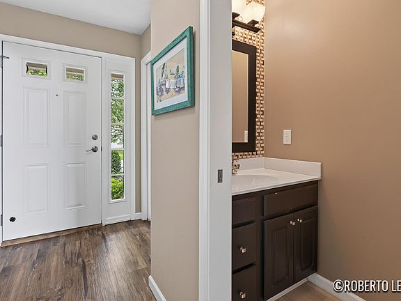 5th image of 7520 Crooked Creek Dr SW