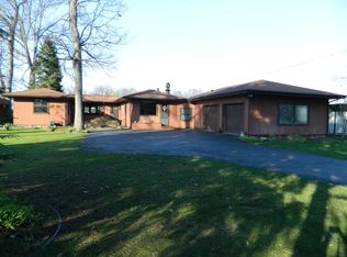 55678 River Shore Ln, Elkhart, IN 46516