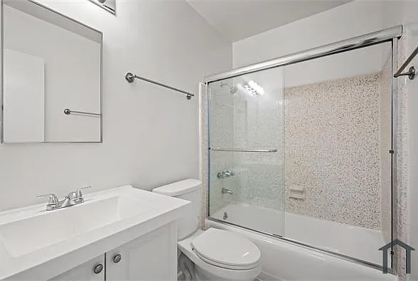12540 Pacific Ave #7 — Photo 12
