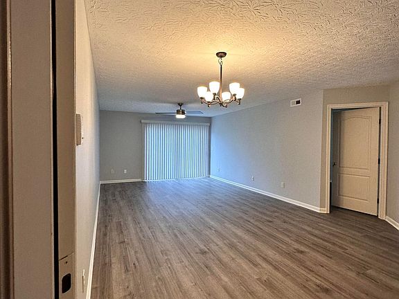 2nd image of 1604 Ashley Ct APT 102
