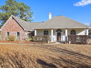 9961 Meadow Ln, Denham Springs, LA 70706