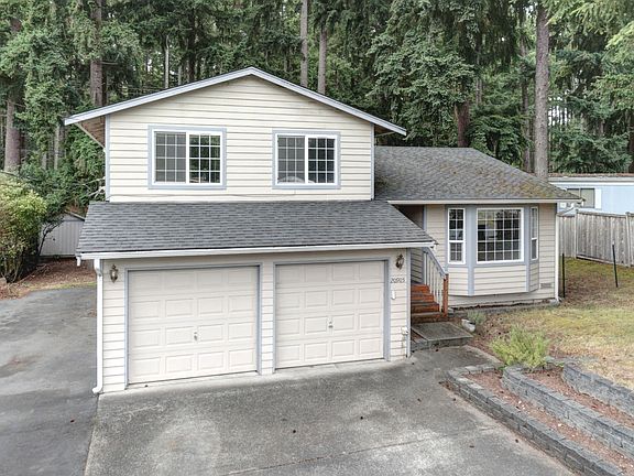 2nd image of 20905 Bonanza Dr E