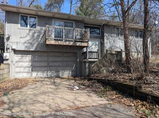 1284 W Dansville Rd, Mason, MI 48854