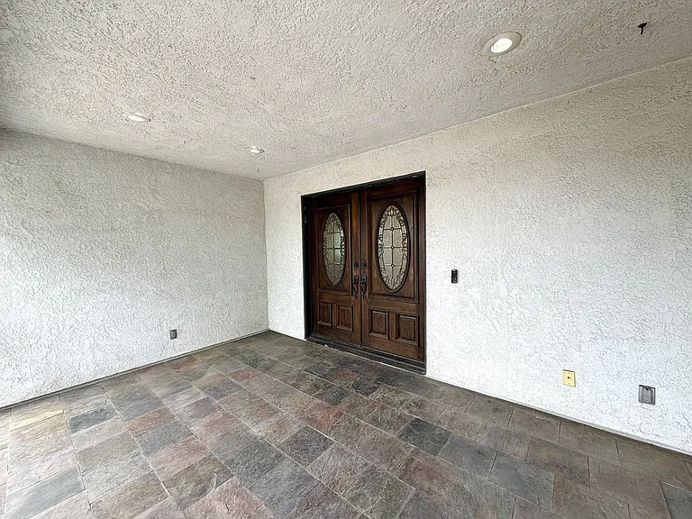23775 Cruise Circle Dr — Photo 2