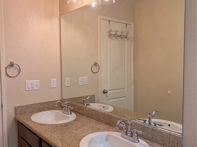 34322 Blossoms Dr — Photo 44