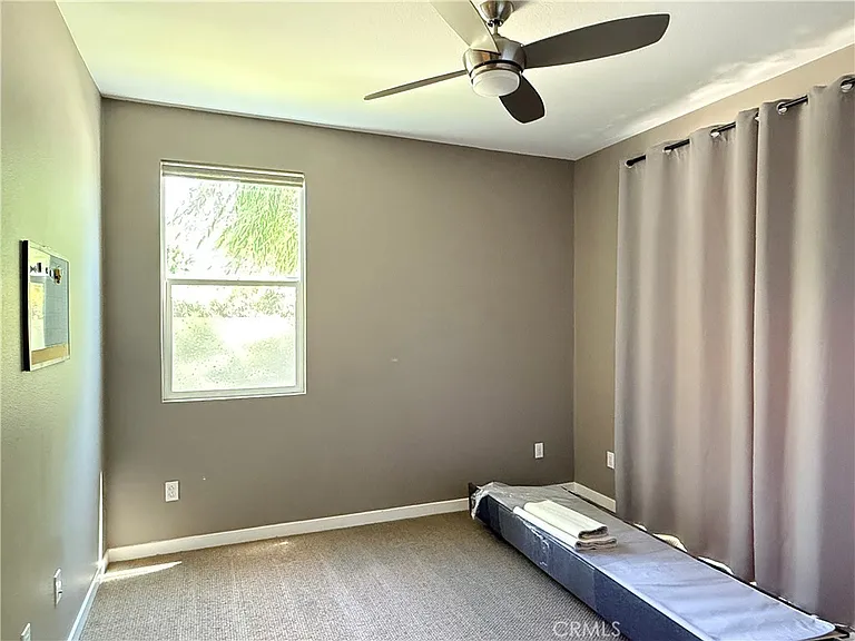 713 Manhattan Dr — Photo 8