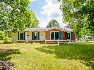 12907 Lewis Rd, Chester, VA 23831