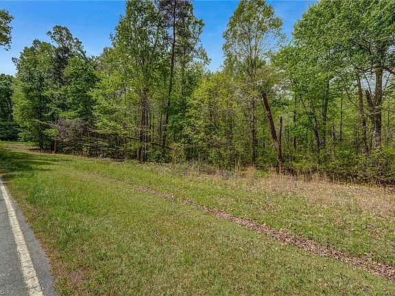 2nd image of 5 Crowder Rd Lot 5