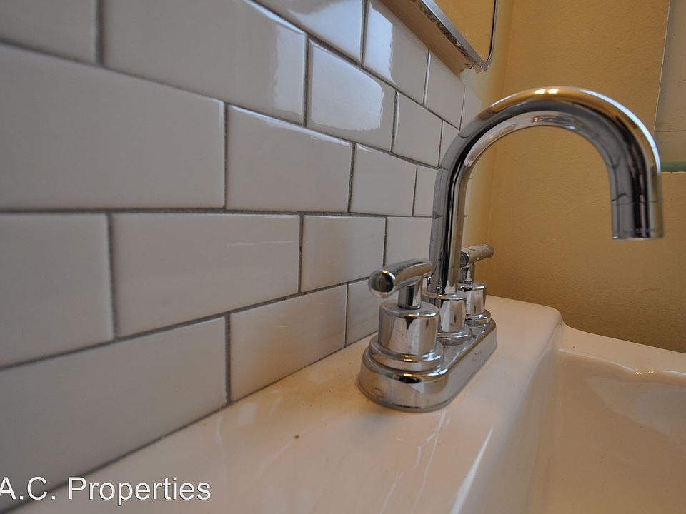 1st image of 11517 Cumpston St APT 3