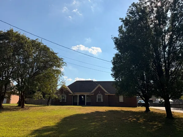 319 Thomas St, Atoka, TN 38004